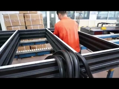 Pintu geser aluminium ramping 2mm Frame pembukaan horisontal Pintu geser kaca