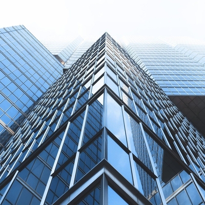 Memberi Refleksi Low E Glass Curtain Wall Soundproof Untuk Green Construction